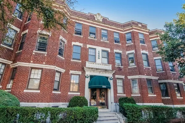 $519,000 | 1564 Commonwealth Avenue, Unit 5, Boston, MA 02135