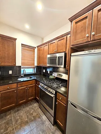 $519,000 | 1564 Commonwealth Avenue, Unit 5, Boston, MA 02135