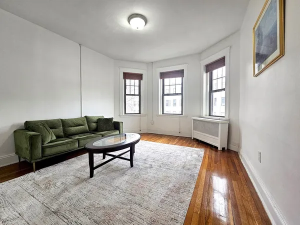 $519,000 | 1564 Commonwealth Avenue, Unit 5, Boston, MA 02135