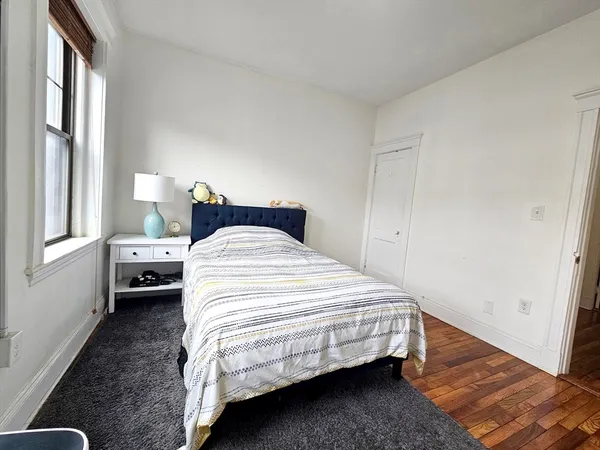 $519,000 | 1564 Commonwealth Avenue, Unit 5, Boston, MA 02135