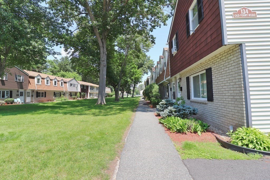 134 Old Ferry Road, Unit F Haverhill, MA 01830 - Photo 5 of 33 Gallery Image 5