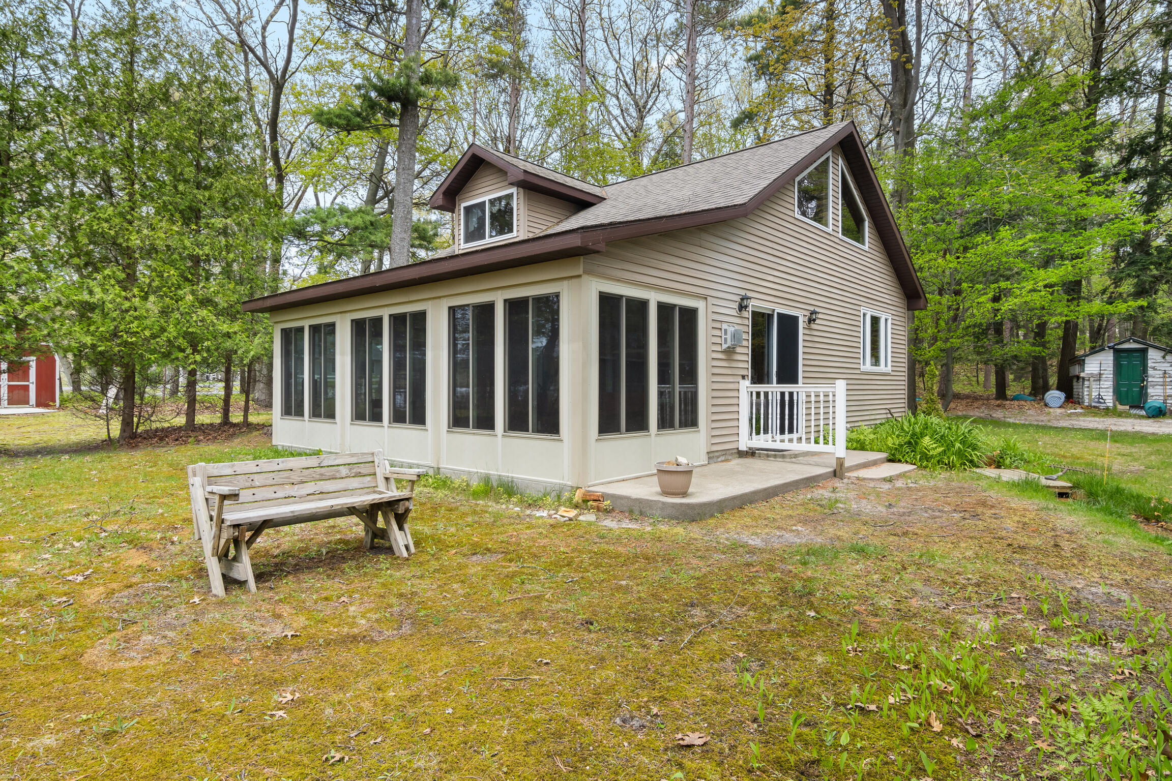 63 East Piney Road Manistee, MI 49660 - Photo 1 of 42 63 Piney