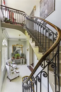 $2,748,000 | 600 Governor Nicholls Street, New Orleans, LA 70116