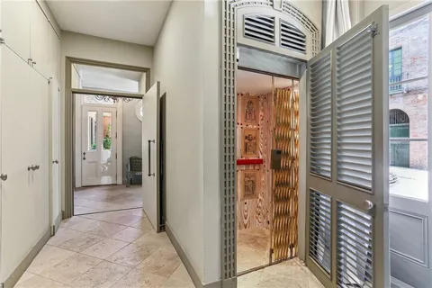 $2,748,000 | 600 Governor Nicholls Street, New Orleans, LA 70116