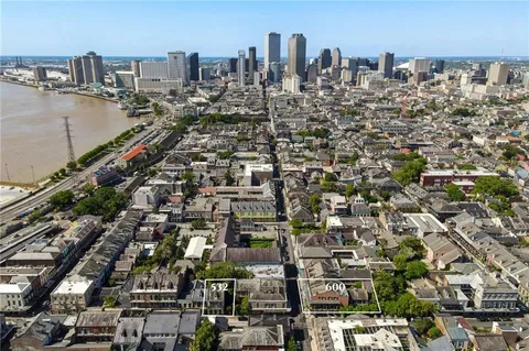 $2,748,000 | 600 Governor Nicholls Street, New Orleans, LA 70116