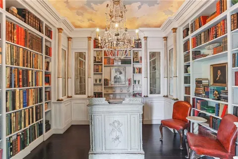 $2,748,000 | 600 Governor Nicholls Street, New Orleans, LA 70116