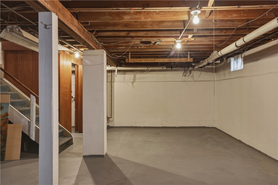 135 Crestmont Road Binghamton, NY 13905 - Photo 35 of 45