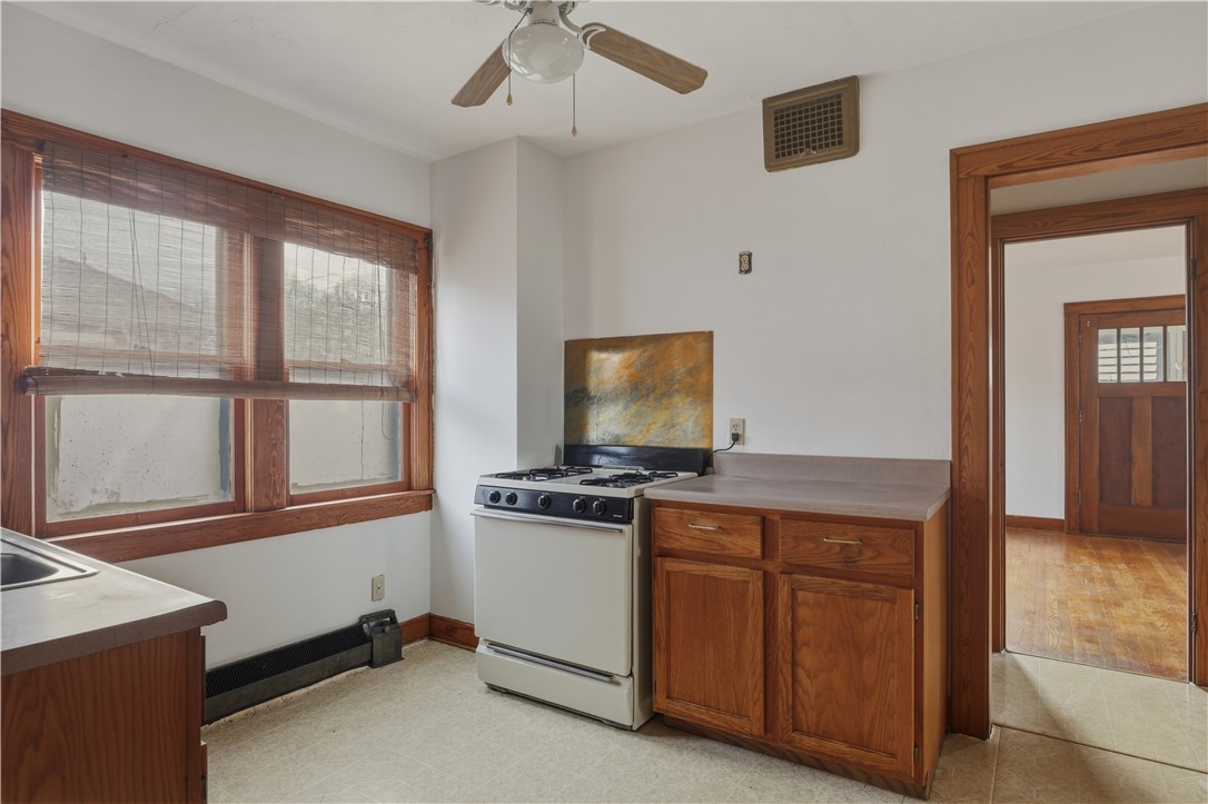 135 Crestmont Road Binghamton, NY 13905 - Photo 4 of 45