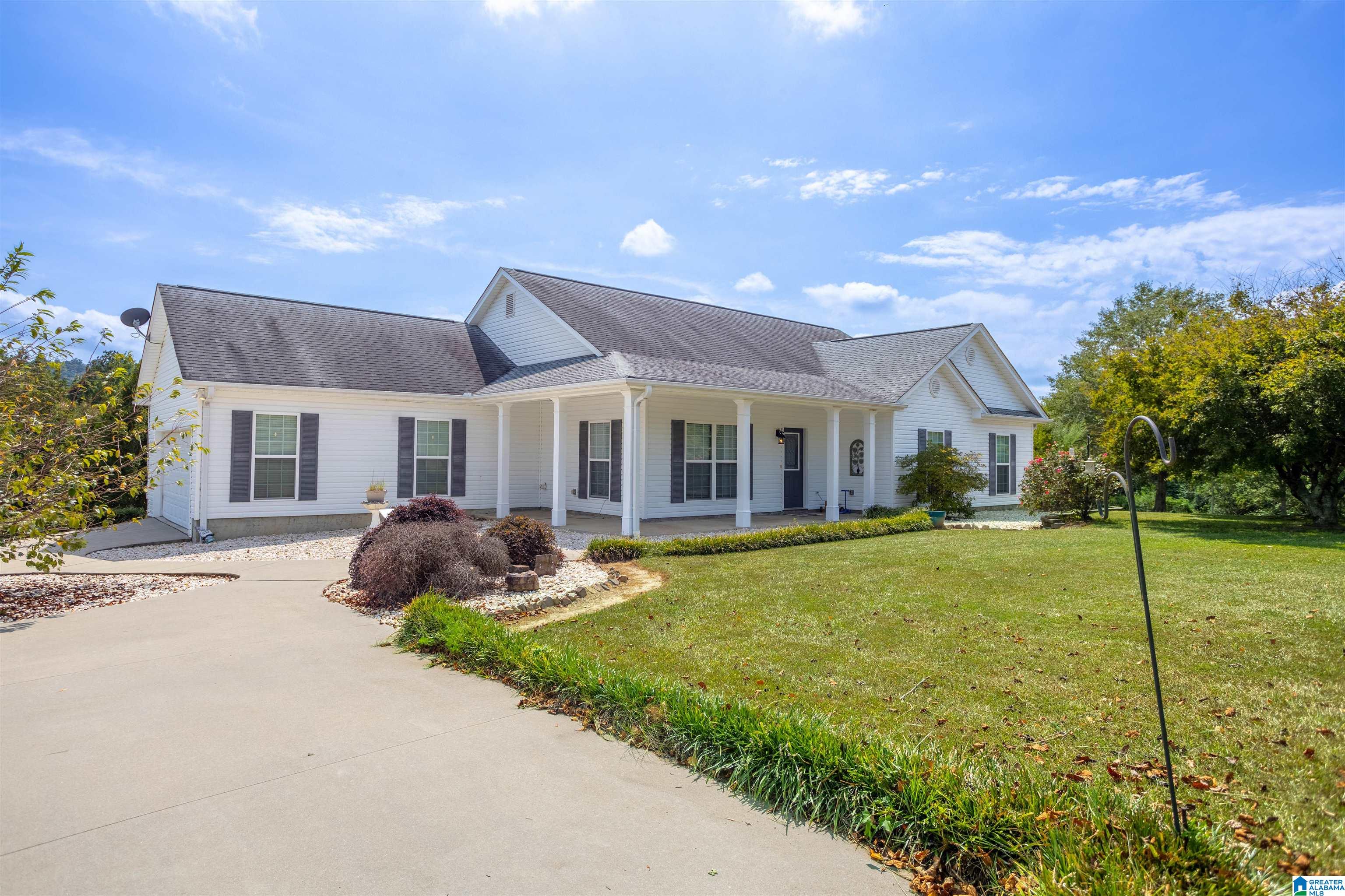 6964 New Liberty Road Jacksonville, AL 36265 - Photo 2 of 33