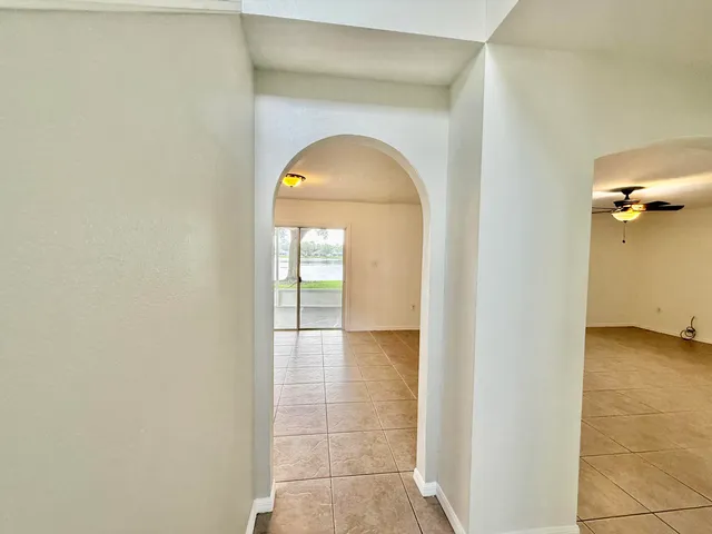 $389,000 | 2538 12th Square S West, Vero Beach, FL 32968