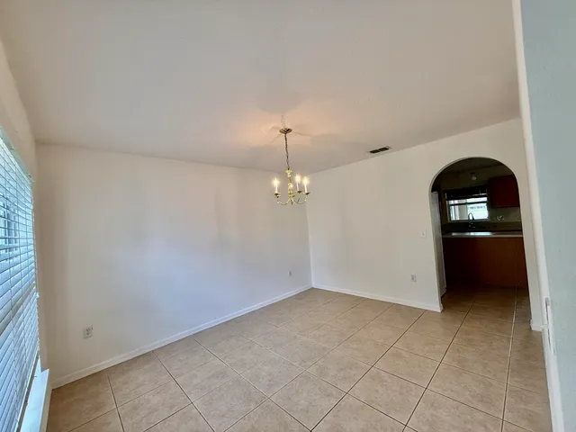 $389,000 | 2538 12th Square S West, Vero Beach, FL 32968