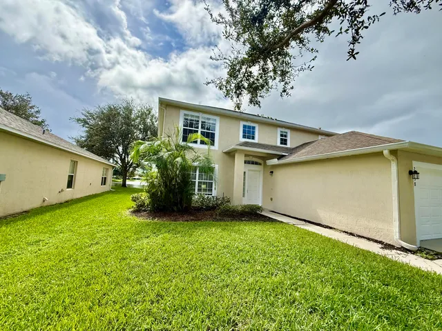 $389,000 | 2538 12th Square S West, Vero Beach, FL 32968