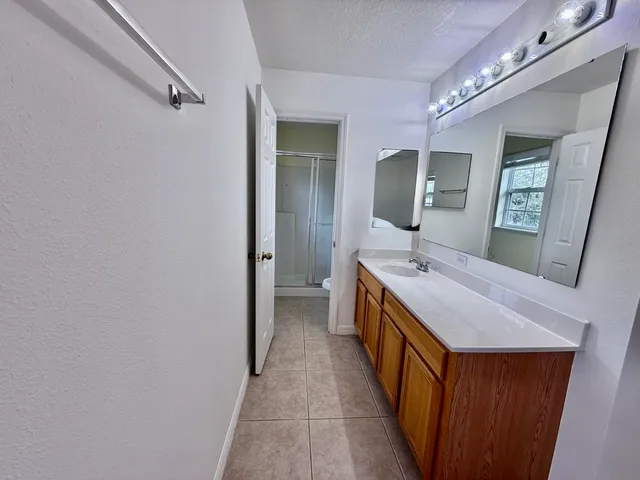 $389,000 | 2538 12th Square S West, Vero Beach, FL 32968