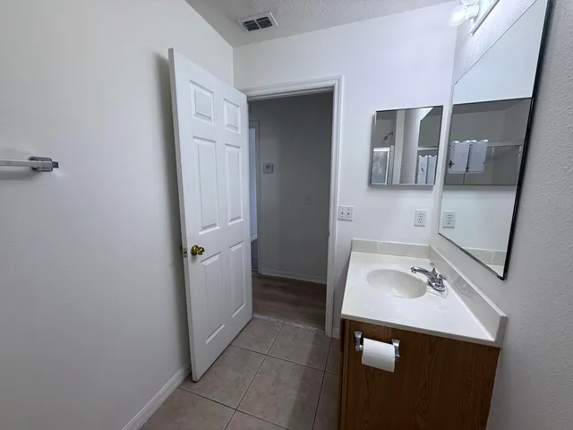 $389,000 | 2538 12th Square S West, Vero Beach, FL 32968