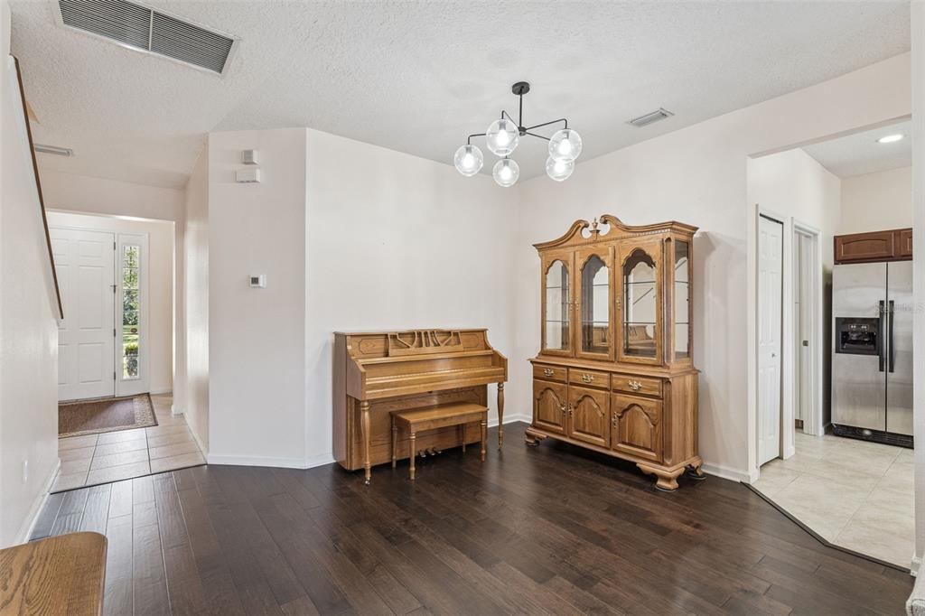 10617 Willow Ridge Loop Orlando, FL 32825 - Photo 13 of 46