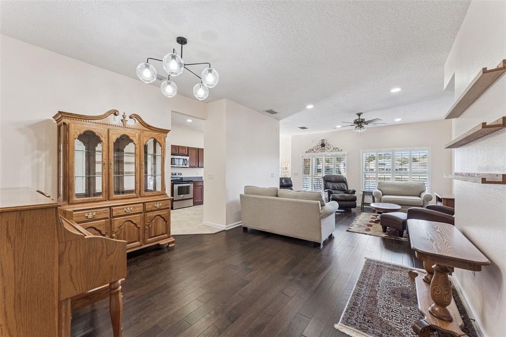 10617 Willow Ridge Loop Orlando, FL 32825 - Photo 15 of 46