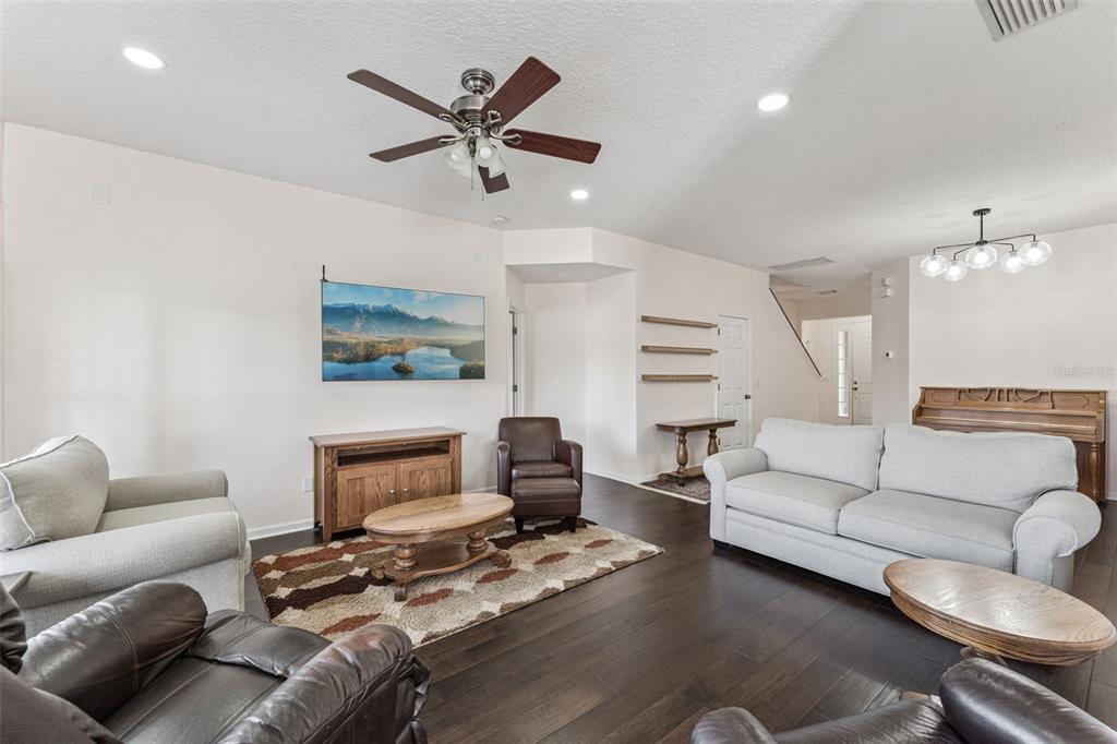 10617 Willow Ridge Loop Orlando, FL 32825 - Photo 7 of 46