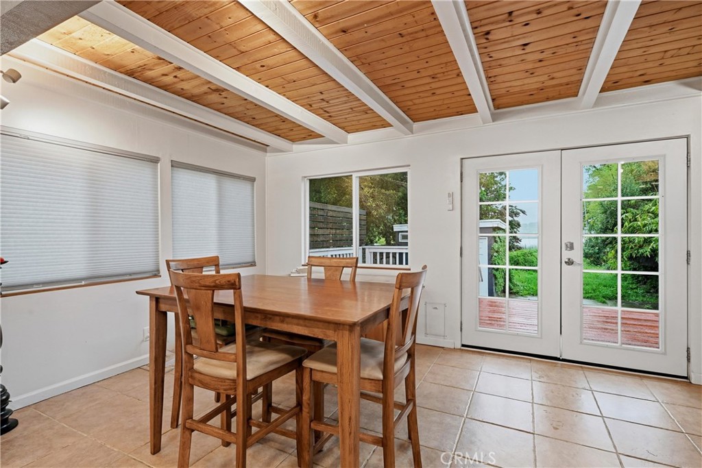 6025 Front Street Clearlake, CA 95422 - Photo 23 of 32 a table and chairs in a room