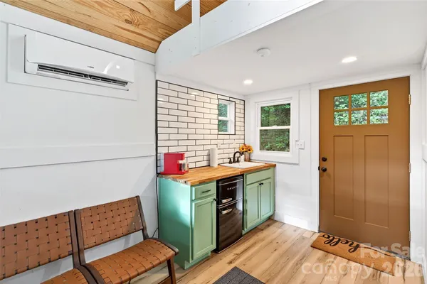 $1,475,000 | 8026 Buck Creek Road, Marion, NC 28752