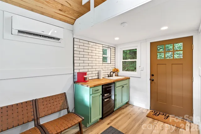 $1,475,000 | 8026 Buck Creek Road, Marion, NC 28752