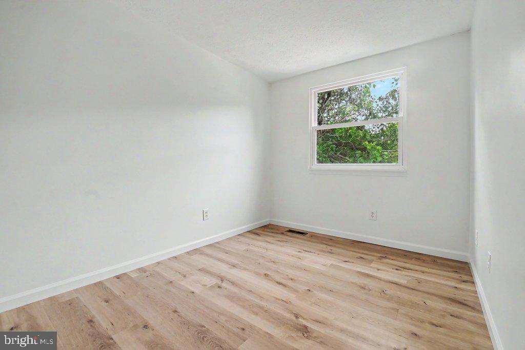 8614 Manorfield Road Baltimore, MD 21236 - Photo 22 of 37 Gallery Image 22