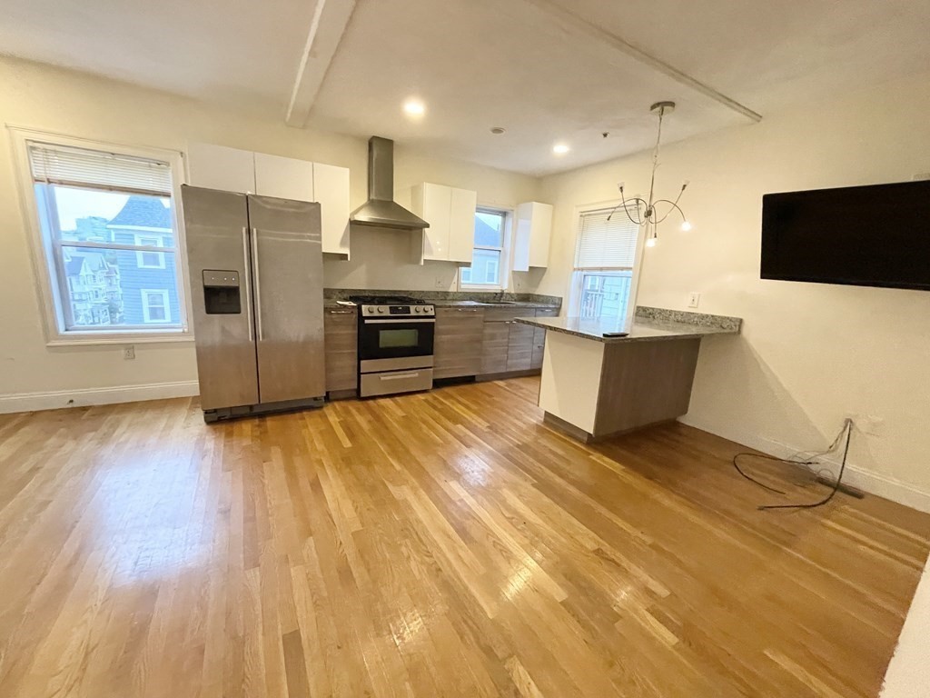 128 Hillside Street, Unit 2 Boston, MA 02120 - Photo 2 of 11