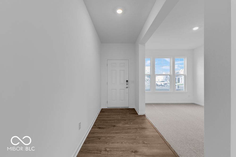 7501 Firecrest Lane Camby, IN 46113 - Photo 2 of 40