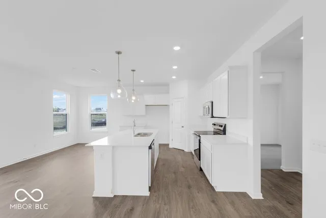 $384,999 | 7501 Firecrest Lane, Camby, IN 46113