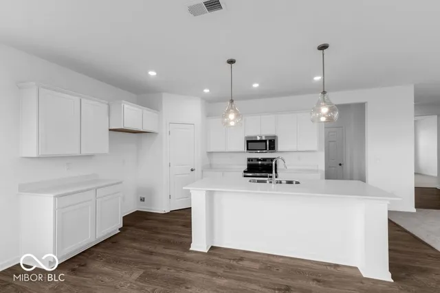 $384,999 | 7501 Firecrest Lane, Camby, IN 46113