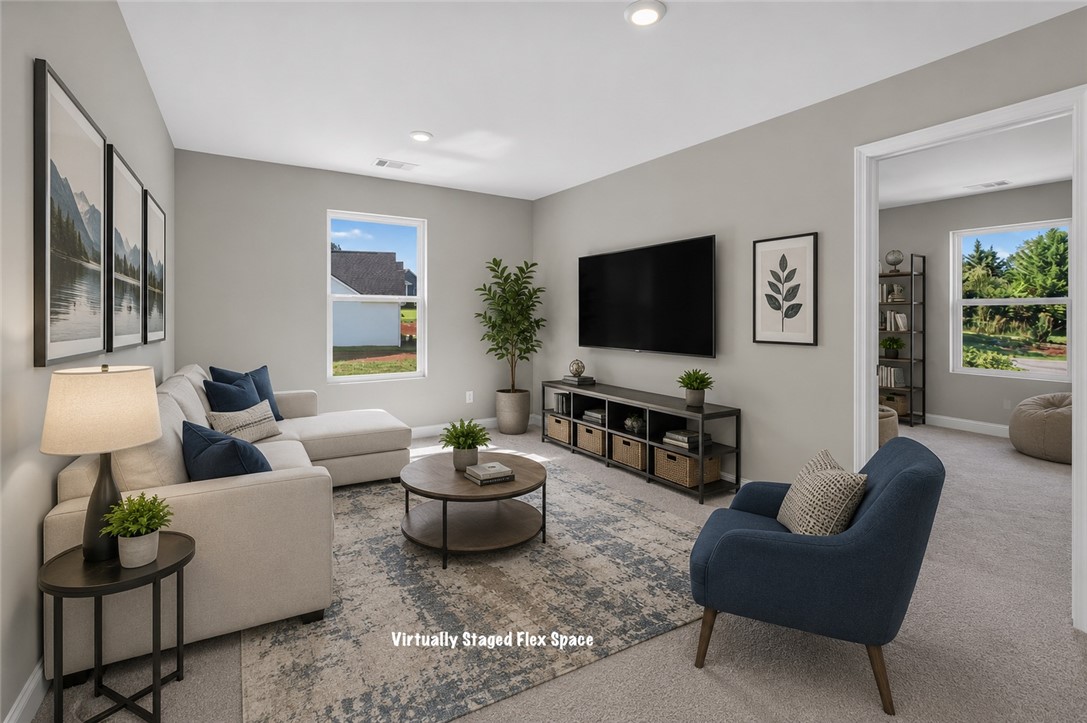 2007 Aberdeen Lane Walhalla, SC 29691 - Photo 22 of 41 An inviting flex space features abundant natural light and ample room for relaxation or entertainment.