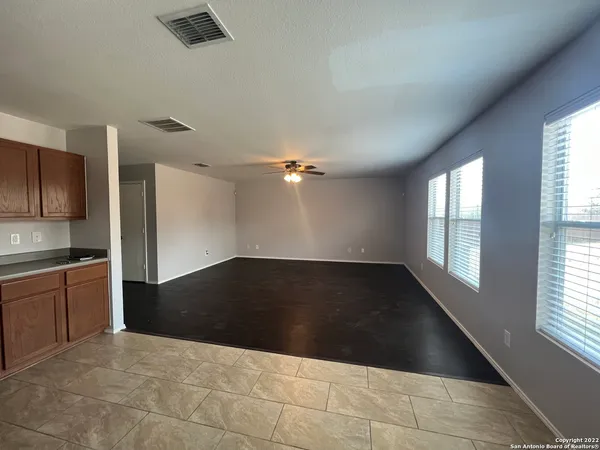 $2,200 | 3611 Ponderosa Bend, San Antonio, TX 78261