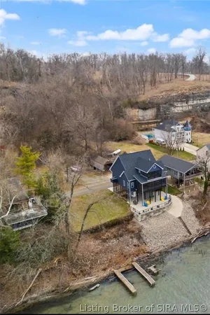 $140,000 | 4805-4806 Upper River Road, Jeffersonville, IN 47130