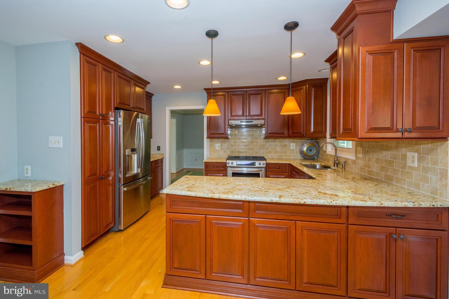 3273 Elmmede Road Ellicott City, MD 21042 - Photo 8 of 29 Kitchen