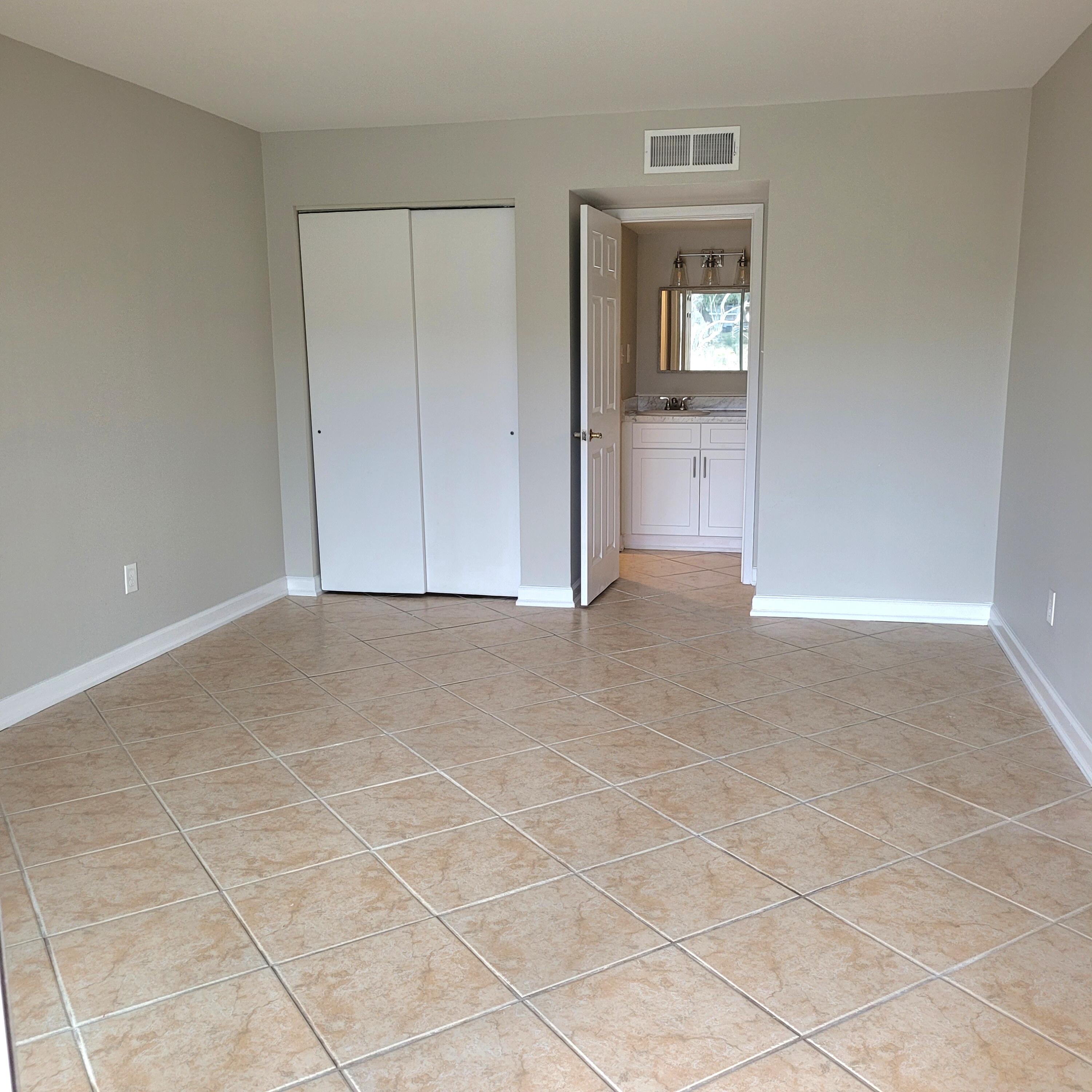 210 Pelham Road, Unit C209 Fort Walton Beach, FL 32547 - Photo 12 of 29 20240122_142949