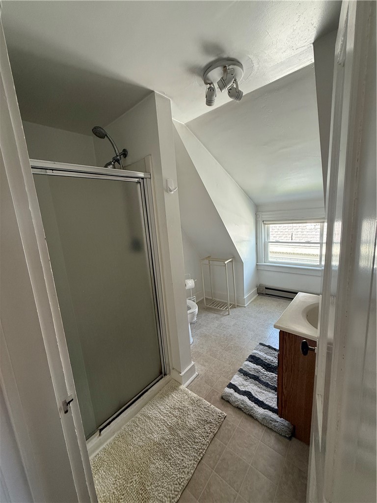 28 Calvert Street, Unit 3 Newport, RI 02840 - Photo 11 of 14