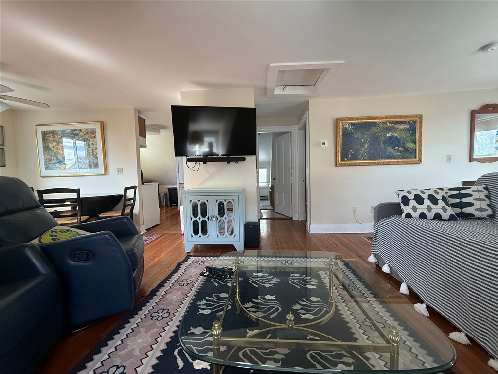 28 Calvert Street, Unit 3 Newport, RI 02840 - Photo 8 of 14