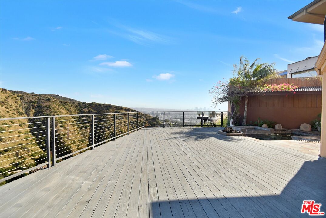 2026 Hercules Drive, Los Angeles, CA 90046 Compass