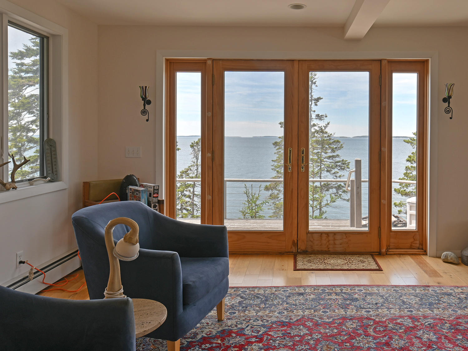 541 Jericho Bay Road Swans Island, ME 04685 - Photo 40 of 52 Living room