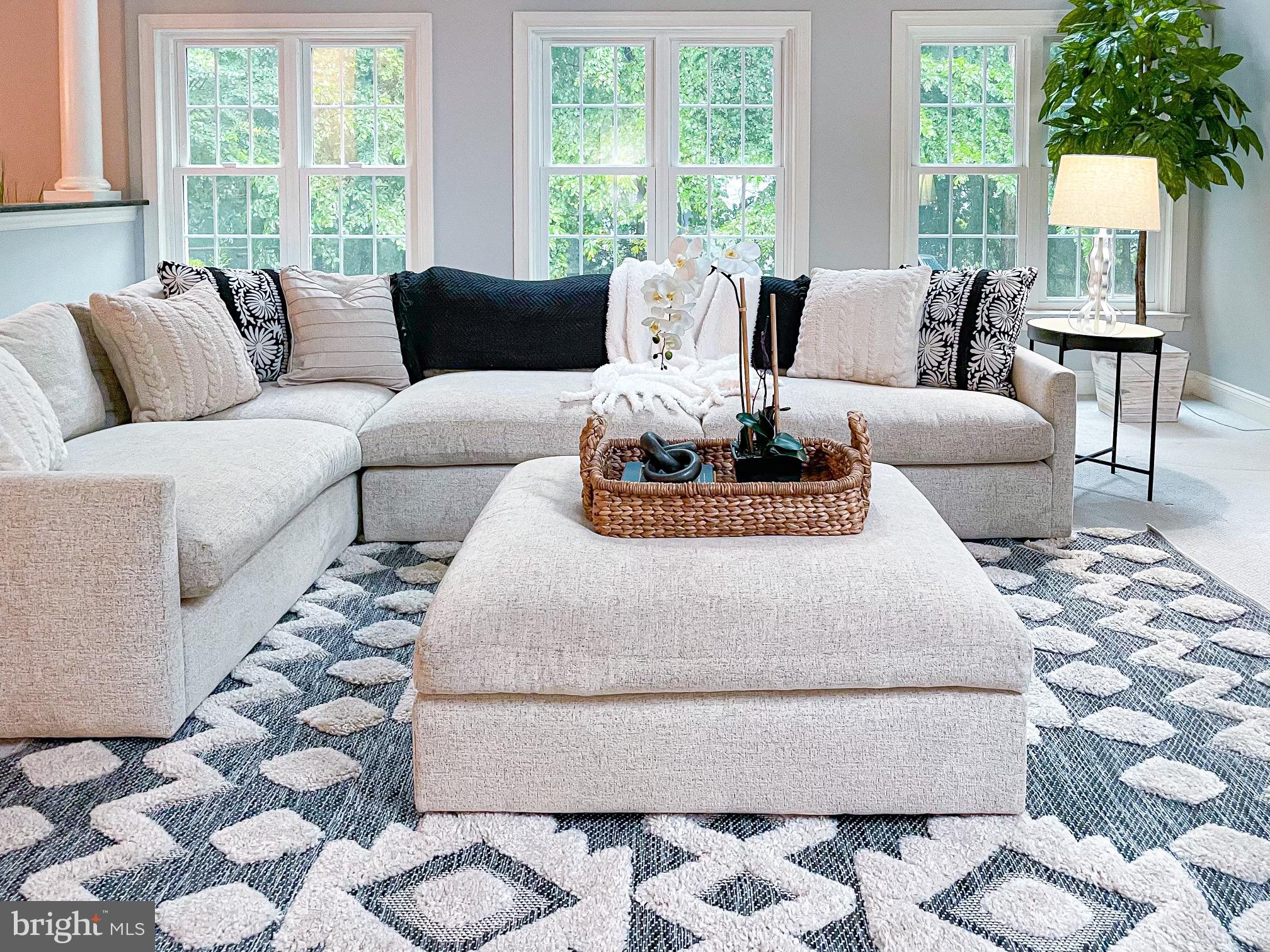 3466 Monarch Drive Edgewater, MD 21037 - Photo 15 of 51 Gorgeous Natural Light in Family Room