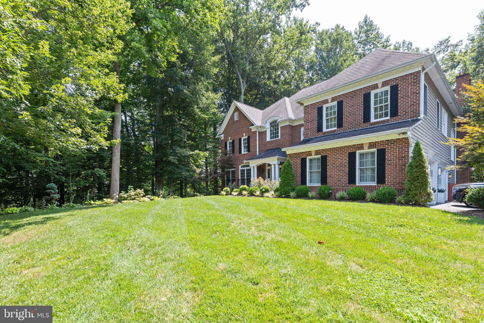 3466 Monarch Drive Edgewater, MD 21037 - Photo 2 of 51 Front Lawn View