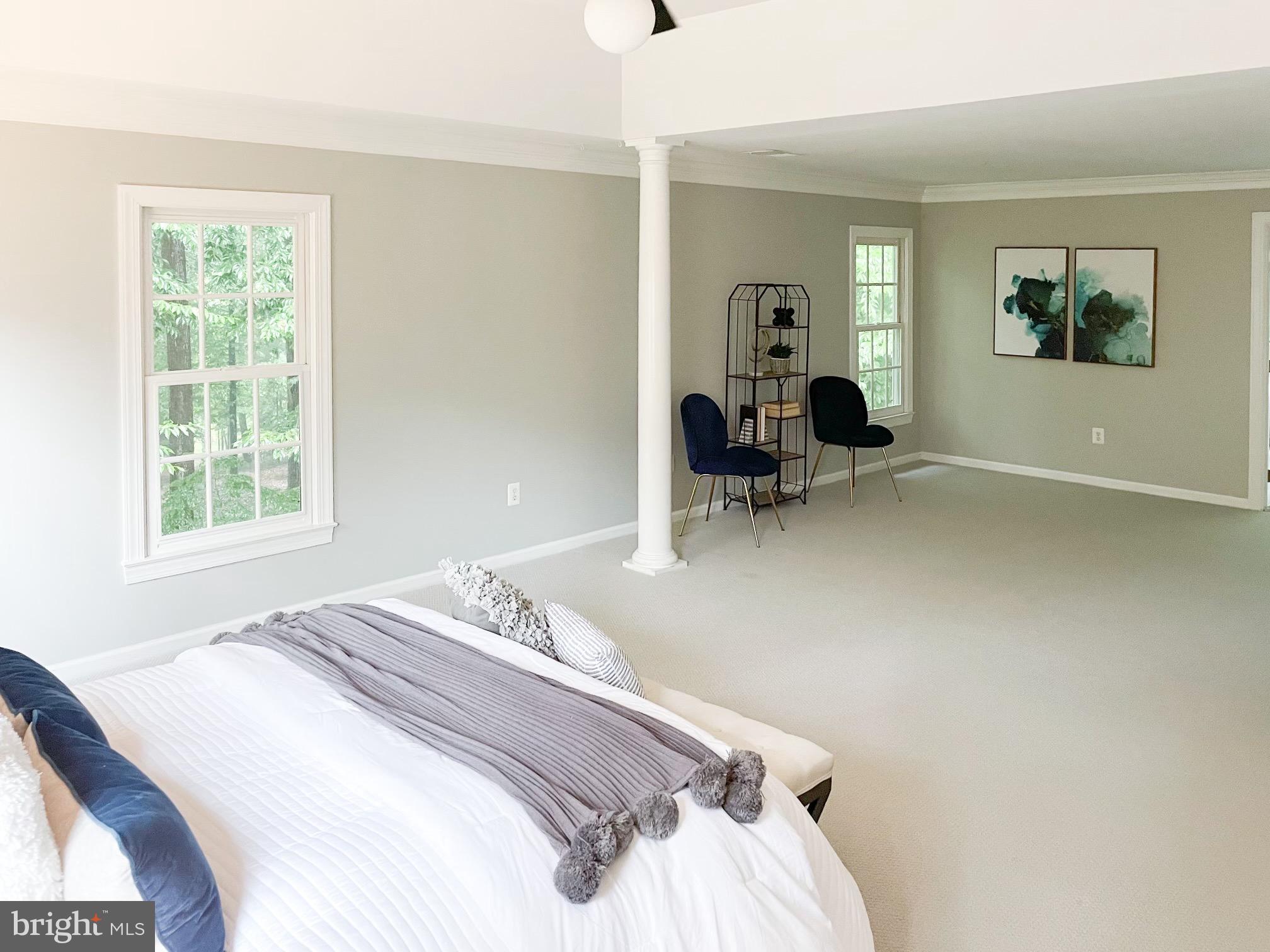 3466 Monarch Drive Edgewater, MD 21037 - Photo 22 of 51 Sitting Area in Primary Suite