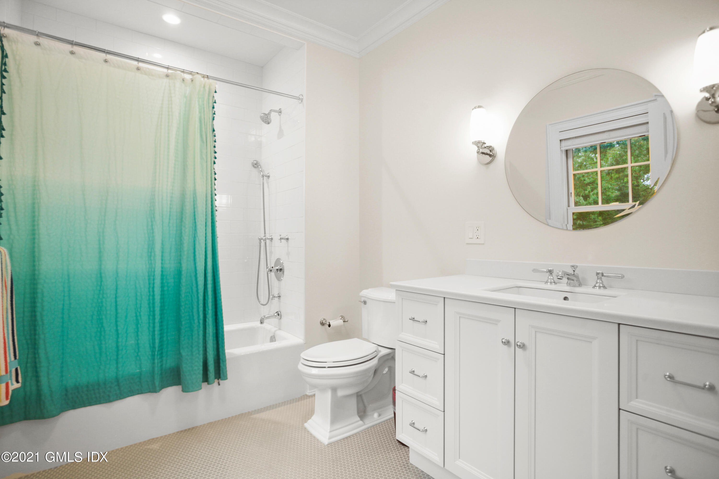 48 Winthrop Drive Riverside, CT 06878 - Photo 25 of 40 a bathroom with a toilet a sink and a large mirror