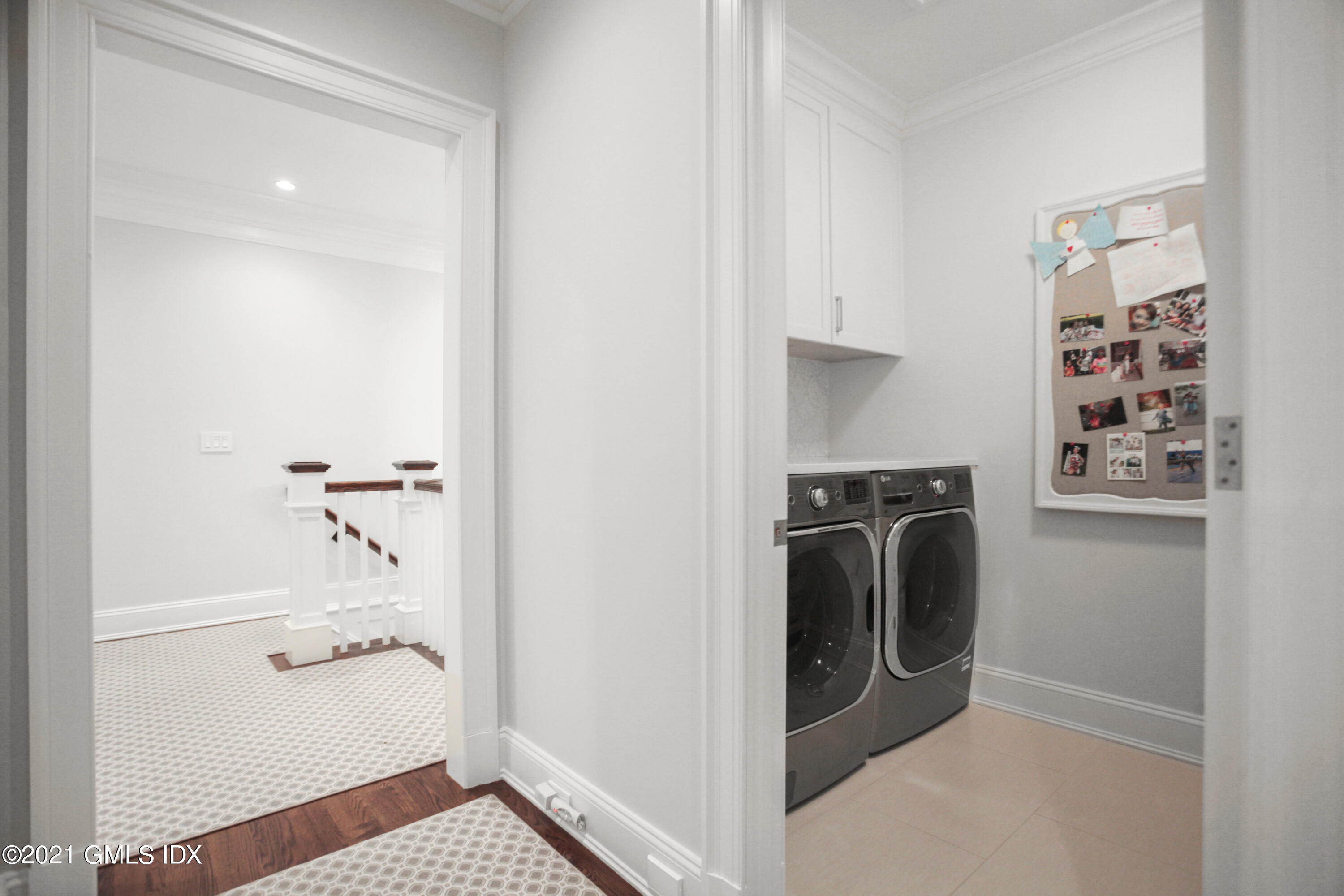 48 Winthrop Drive Riverside, CT 06878 - Photo 30 of 40 a utility room with dryer and washer