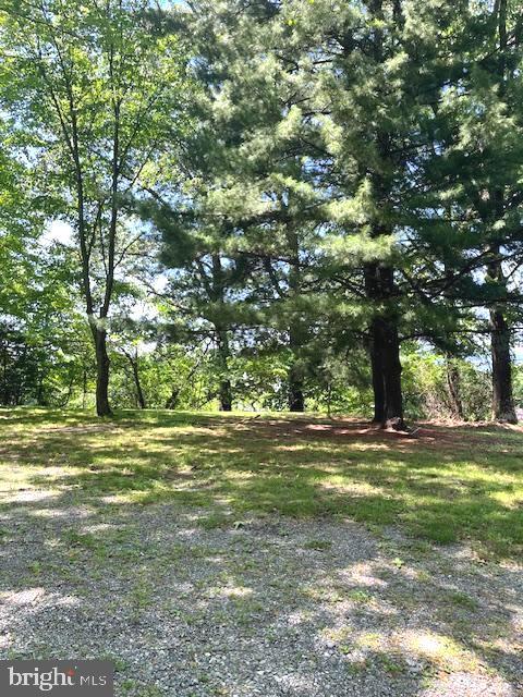 13629 Edgemont Road Smithsburg, MD 21783 - Photo 3 of 59