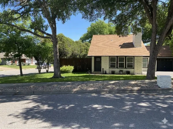 $3,200 | 2626 Baxter Drive, Austin, TX 78745