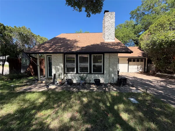 $3,200 | 2626 Baxter Drive, Austin, TX 78745
