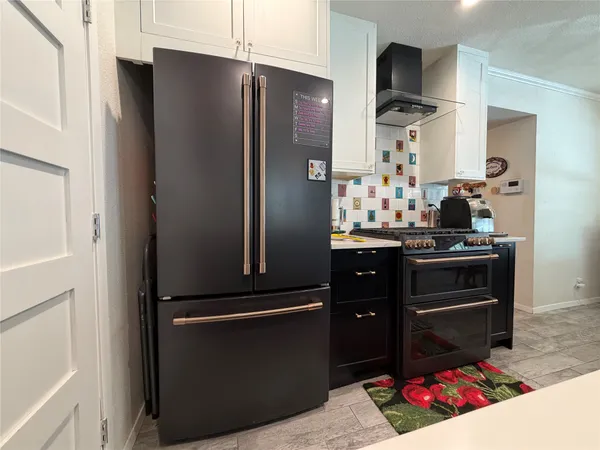 $3,200 | 2626 Baxter Drive, Austin, TX 78745