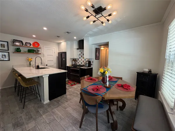 $3,200 | 2626 Baxter Drive, Austin, TX 78745