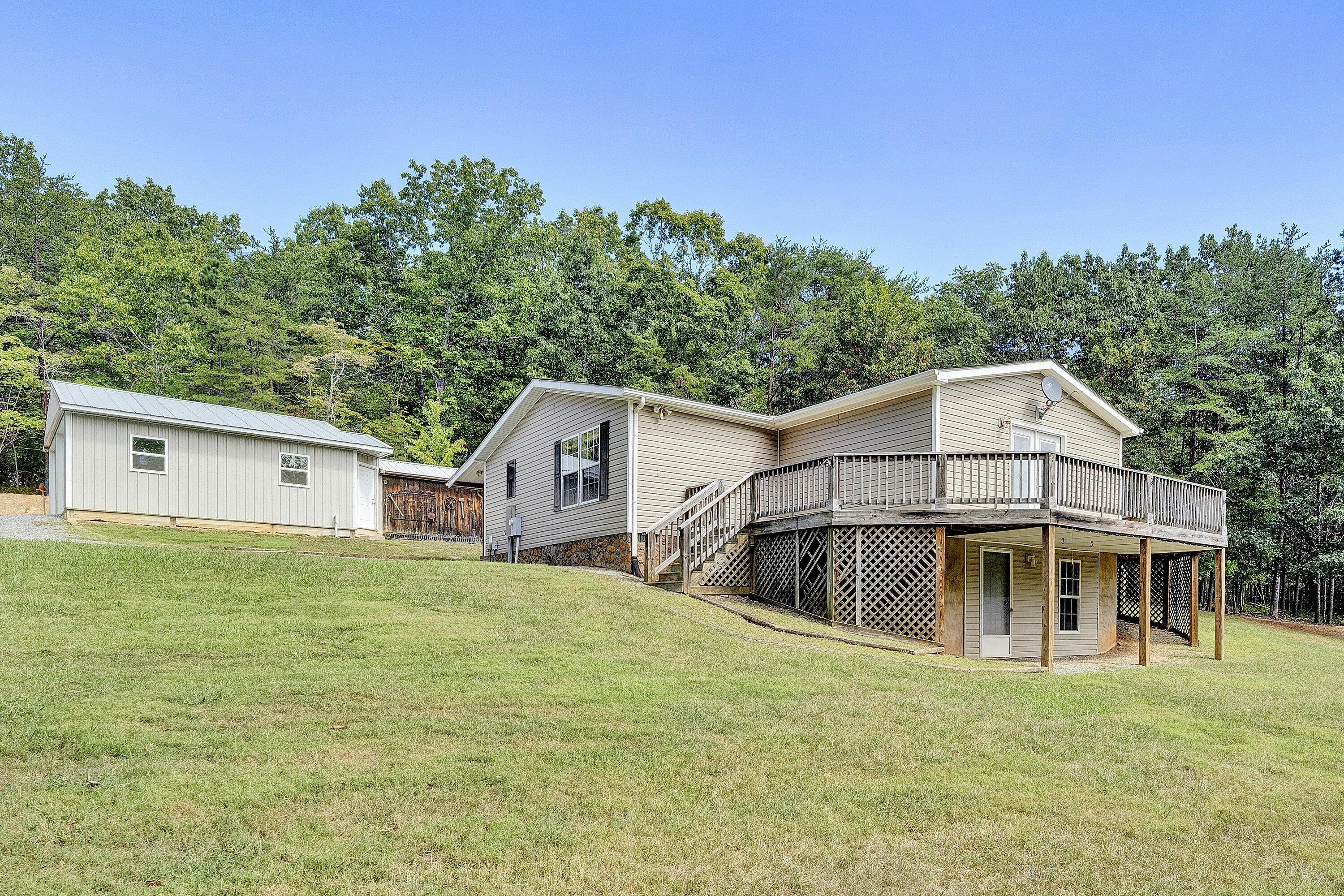 4157 Old Firetrail Road Huddleston, VA 24104 - Photo 3 of 40 4157 Old Firetrail Rd-76