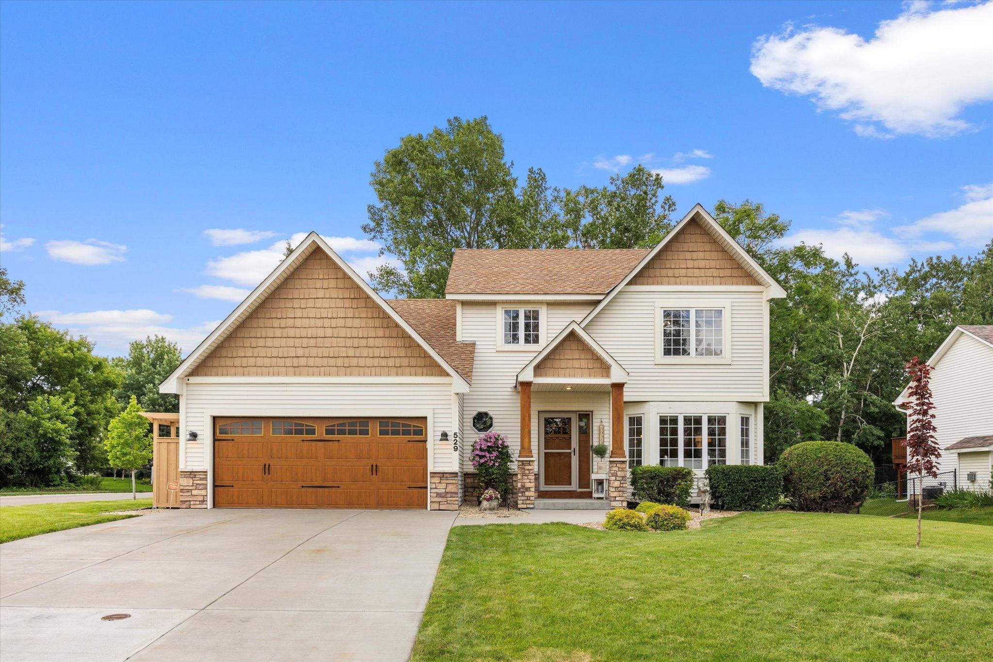 529 Eagle Ridge Road Woodbury, MN 55125 - Photo 1 of 1 Gallery Image 1